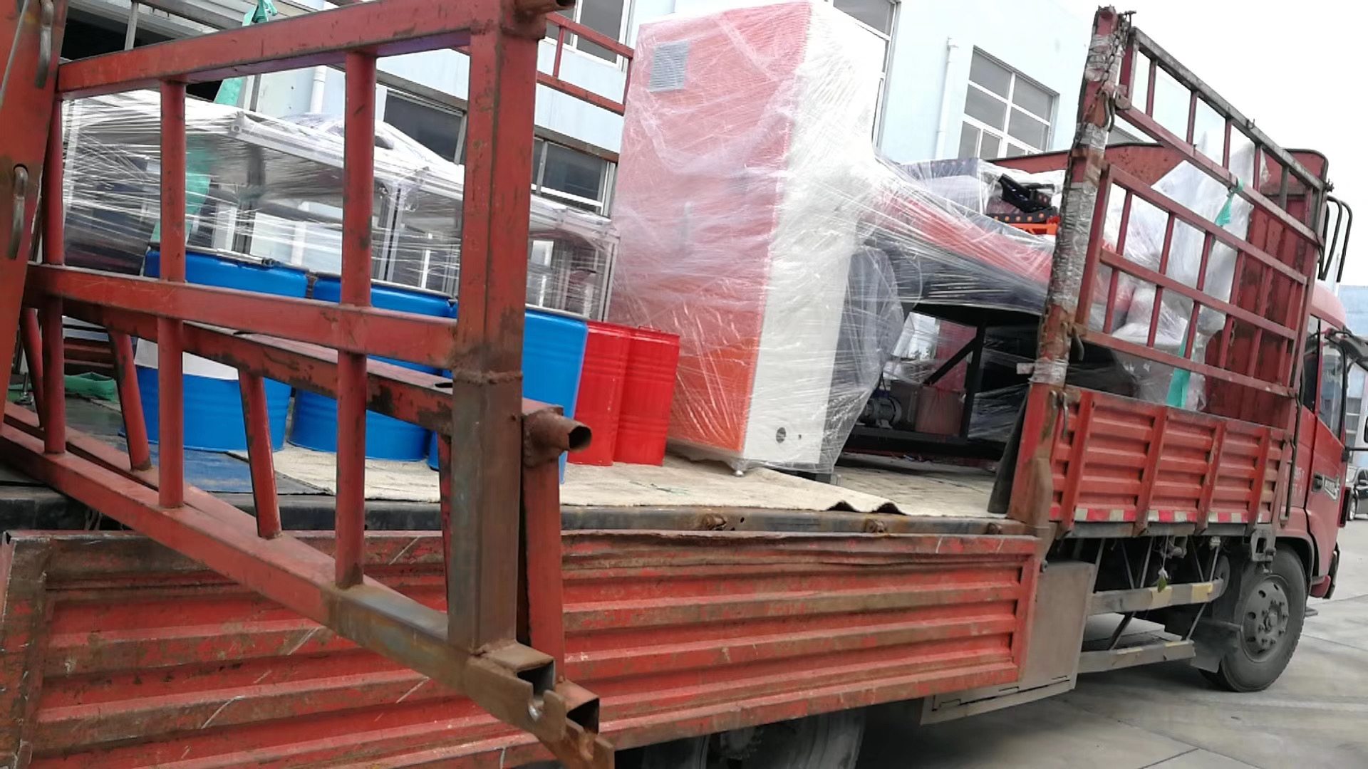 廣東惠州KW-520C汽車內(nèi)飾門密封專用-點膠發(fā)泡機(jī)發(fā)貨