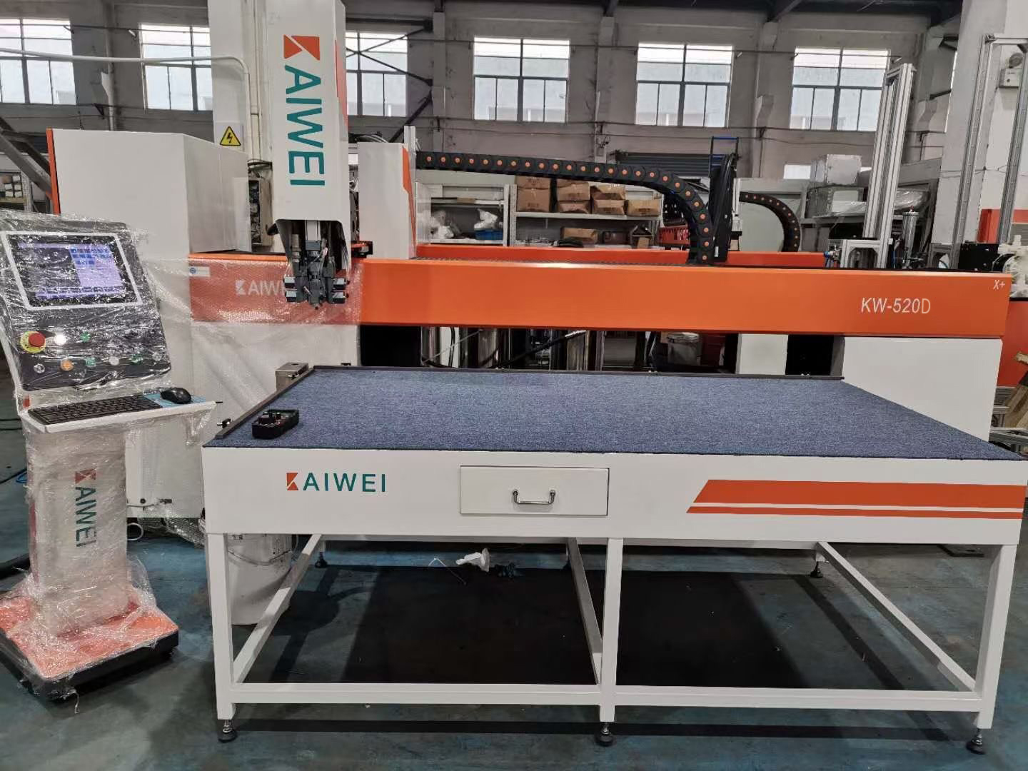 探測儀點膠密封專用KW-520D 雙組份涂膠設備發(fā)貨